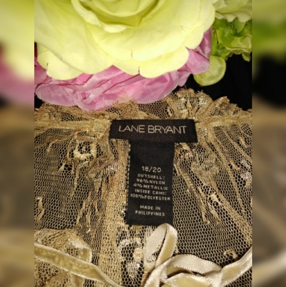 Lane Bryan lace gold & silver wrap top size 18/20. - Picture 2 of 7